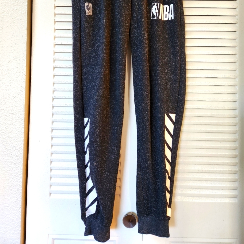 Women's Small Official NBA Jogger Sweatpants